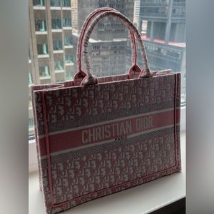 pink dior bag